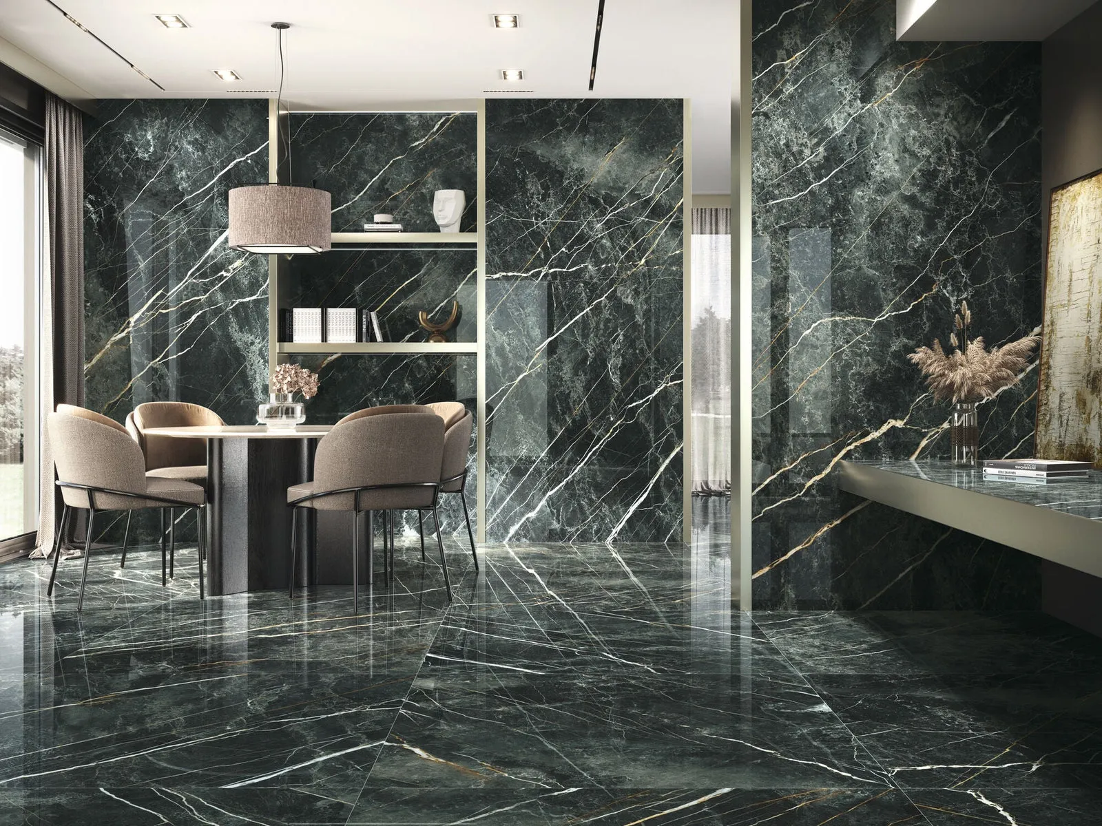 Hotellkänsla: Djupa toner och omsorgsfulla detaljer.